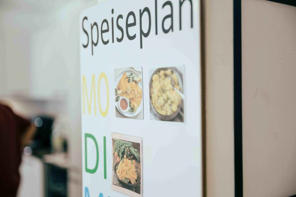 Speiseplan mit Symbolen